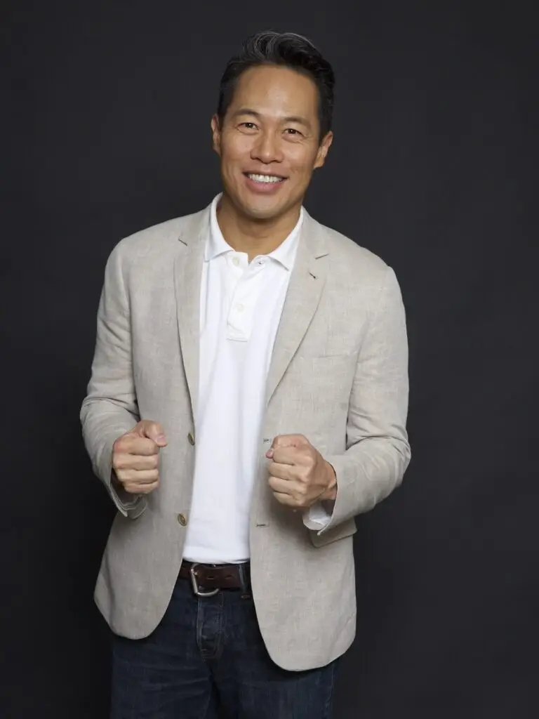 JOHN NGUYỄN